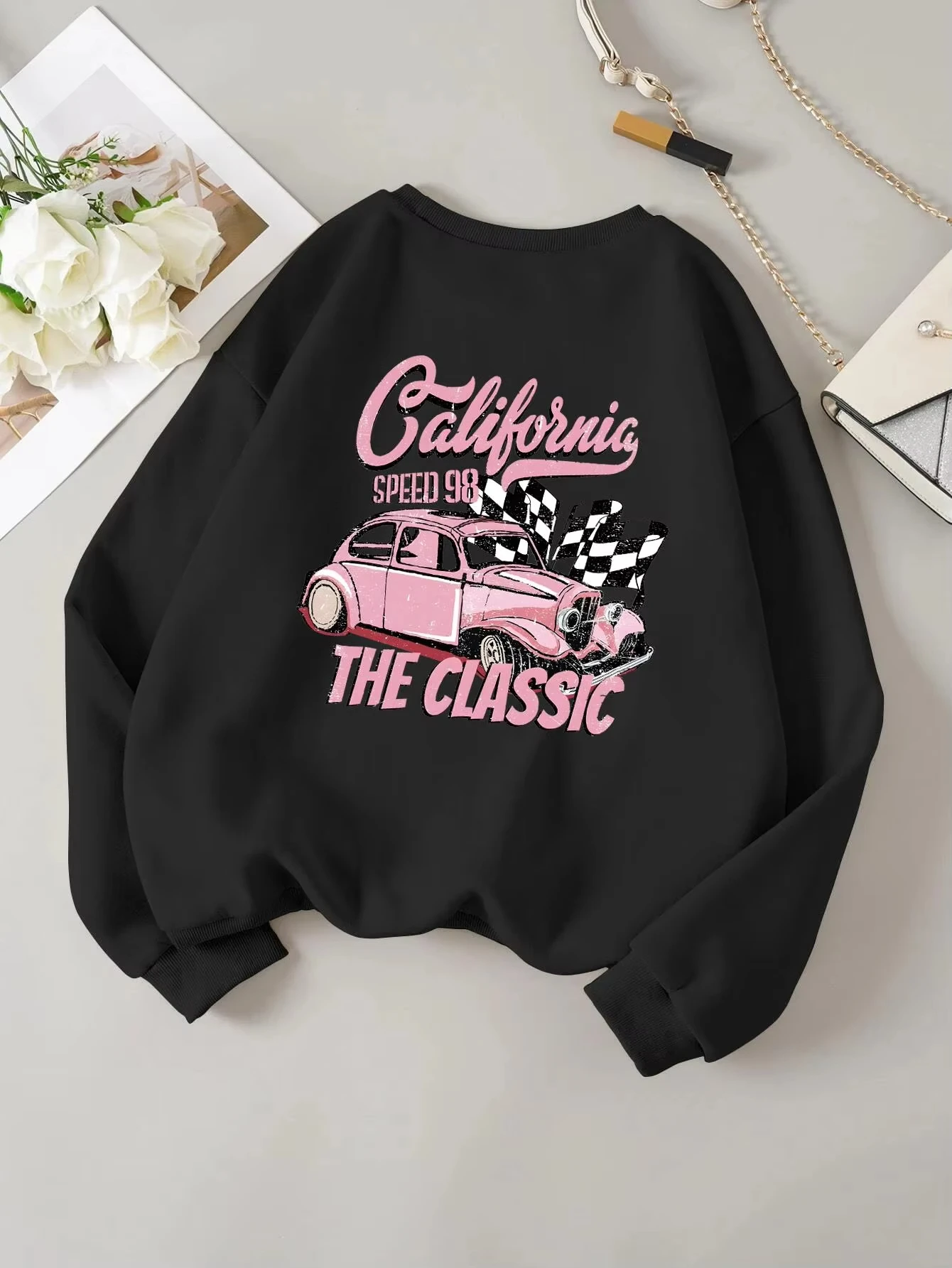 Winter Clothing Drawing - Damesmodel, 26, Y2K-stijl, casual hoodie, roze